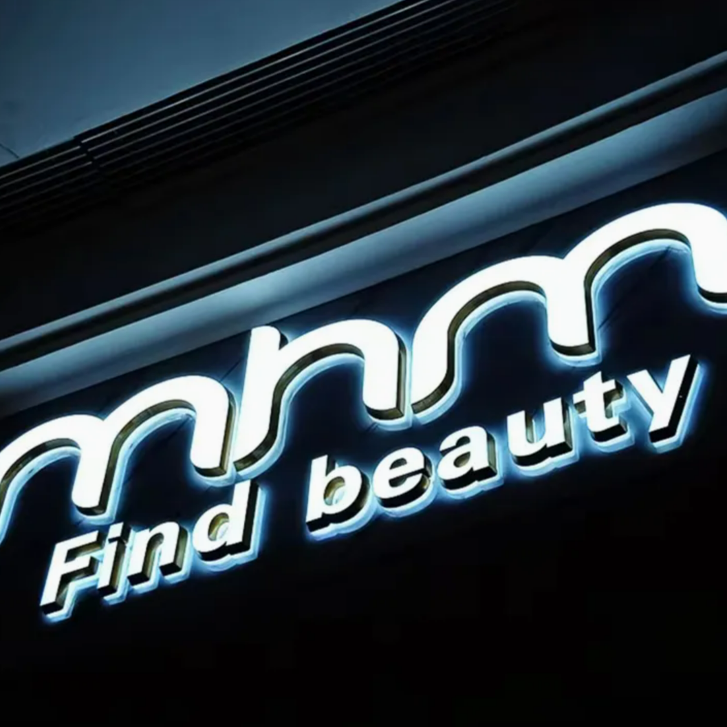 Front and Back-Lit Letters